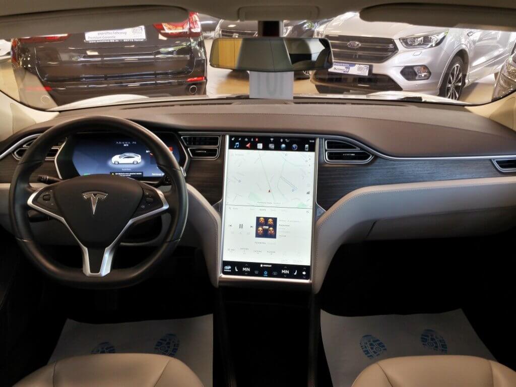 tesla-model-s-gebrauchtwagen-kaufen